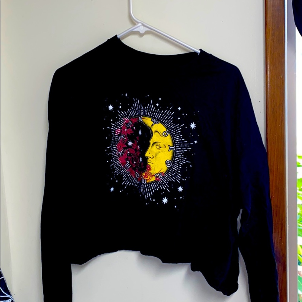 Black Celestial Croptop Sweater
